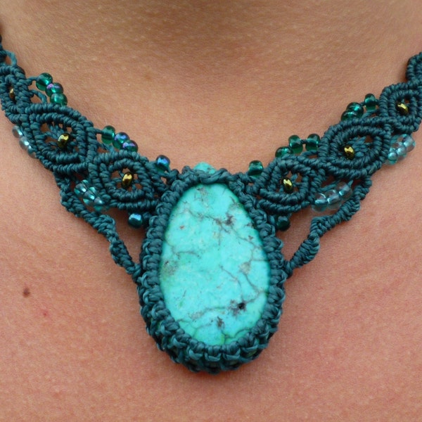 Macramé Necklace "Turquois"