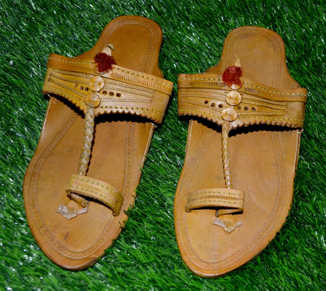 sleeper chappal ke design
