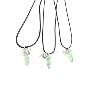 Green Aura Quartz Crystal Necklace, Halloween Spider Necklace for Teen, Spooky Gift for Her, Witchy Necklace, Halloween Jewelry, Tarantula