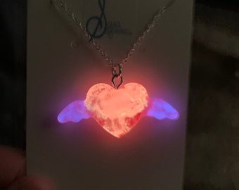 Cute Glow In The Dark Winged Heart Resin Pendant Necklace