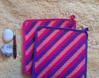 Potholder stripes pink
