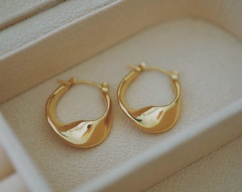 18K Gold Plated Hoop Earrings , Twisted Geometric Earrings , Daily Wear Hoops , Stainless Steel Hoop Earrings , Waterproof , Gift For Her