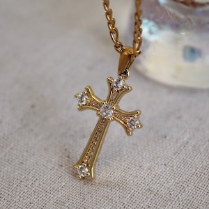 Gold Kreuz Halskette | Rosenkranz Kreuz | Jade Kreuz | Zierliche CZ Kreuz Halskette | Religiöse Halskette | Kreuz Choker | Geschenk für Sie, Mutter, Schwester