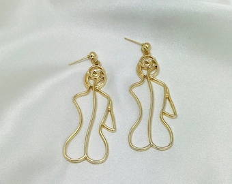 Feminine Body earrings