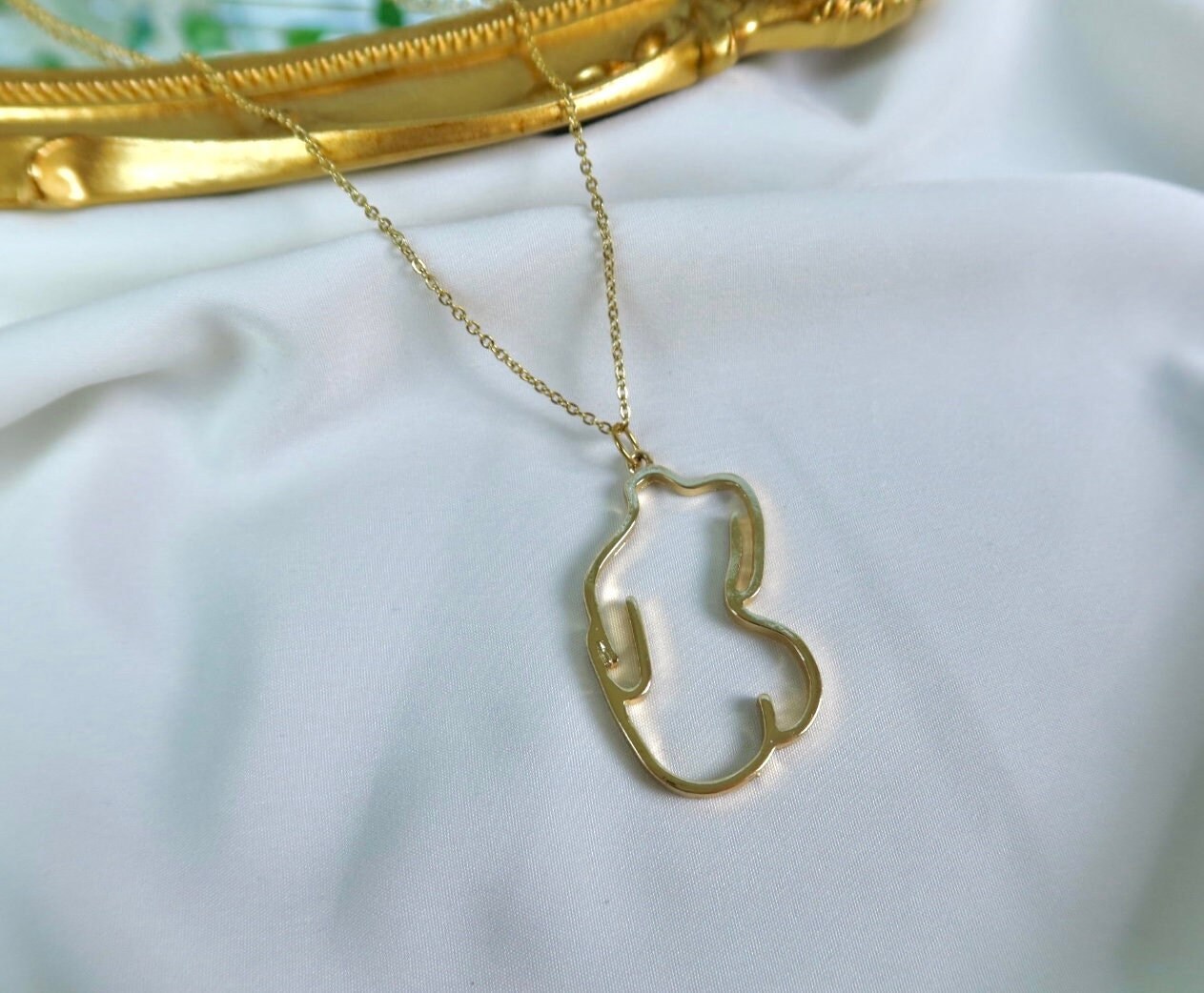 Gold Female Body Pendant Necklace Gold Femme Silhouette Etsy