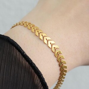 Arrow Chain Bracelet · Chevron Link Chain Bracelet · Flat Leaf Chain Bracelet · Gold Plated Bracelet · Stainless Steel · Stackable Bracelet