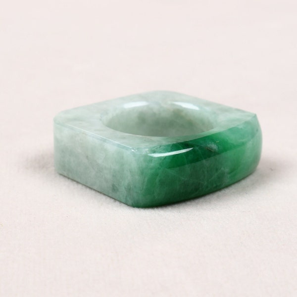 US9.0 Curved Top Green Ring | Square Jadeite Ring | Natural Type A Jade | Apple Green Jadeite | Fashionable Jade Jewelry | Grade A Real Jade