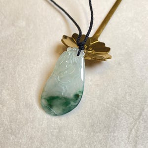 Collana di giada, ciondolo di melone di giada, giada intagliata a mano, collana ispirata alla natura, giadeite birmana autentica, regalo per uomini e donne, grado A