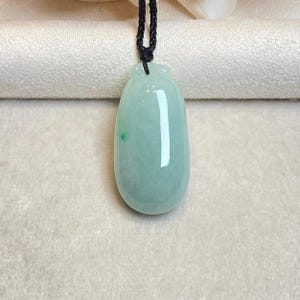 Ciondolo a forma di melone in giada verde, giada intagliata a mano, collana ispirata alla natura, giadeite birmana autentica, regalo per uomo/donna, collana in giada di grado A