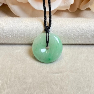 Natural Grade A Burmese Jadeite Jade, Lucky Green Jade Green Pendant, Gemstone Pendant, Jade Jewelry Gifts, Round Jadeite, Birthday Gift