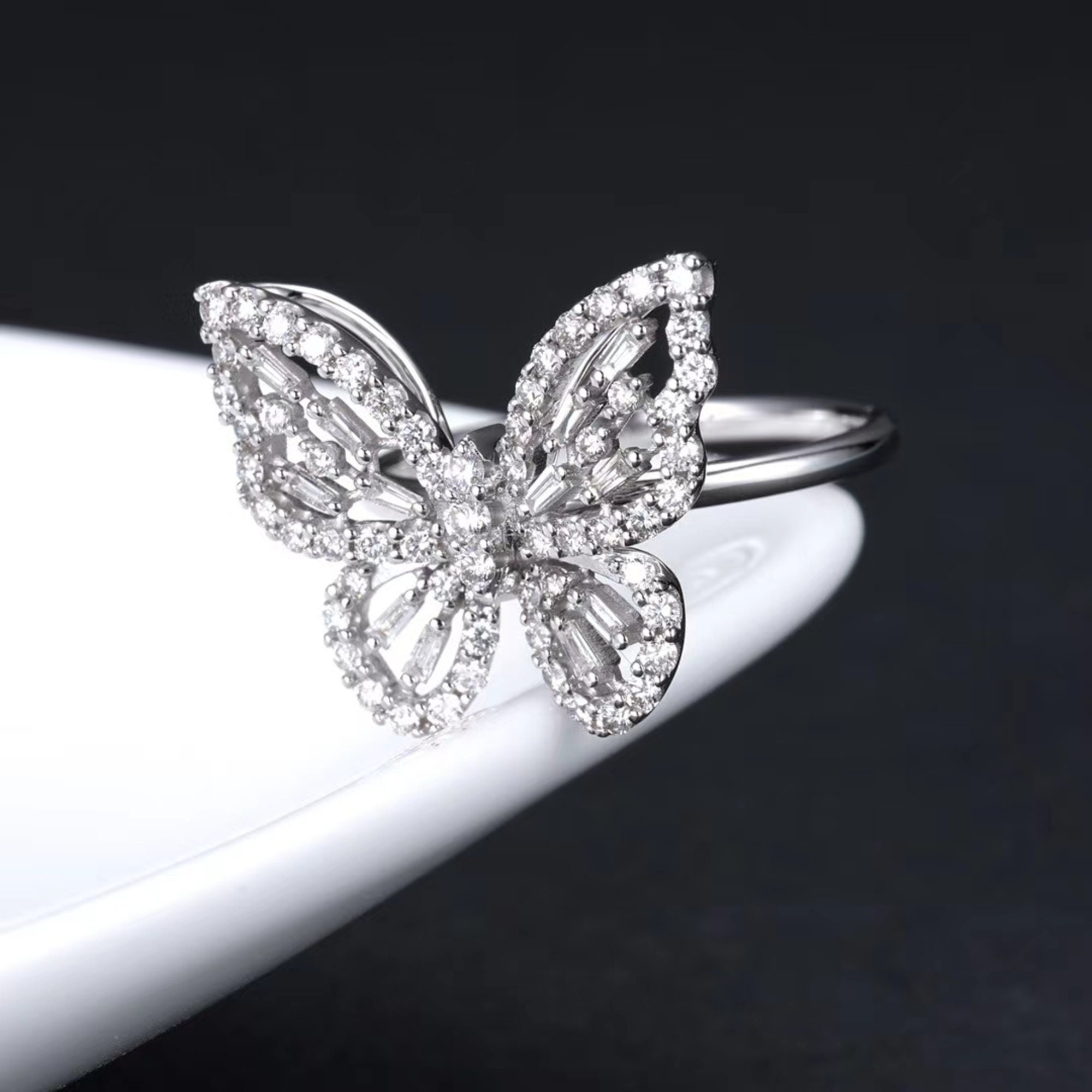 Butterflies 18kt Gold Diamond Duet Ring