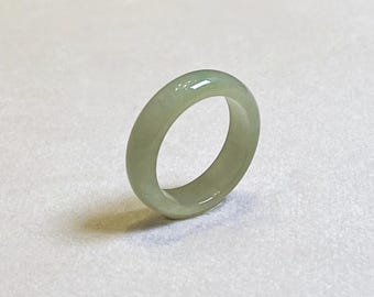 US 7.75/8.0 Dainty Jade Ring, Jadeite Natural Green Jade Ring Grade A, Jade Ring Band, Minimalist Green Jade Ring, Round Ring, Unisex Gifts