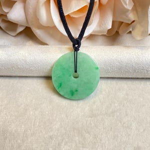 Natural Disc Jade Pendant, Lucky Jade Necklace, Green Round Jade Pendant, Gemstone Pendant, Gemstone Necklace, Jade Jewelry, Gift for her