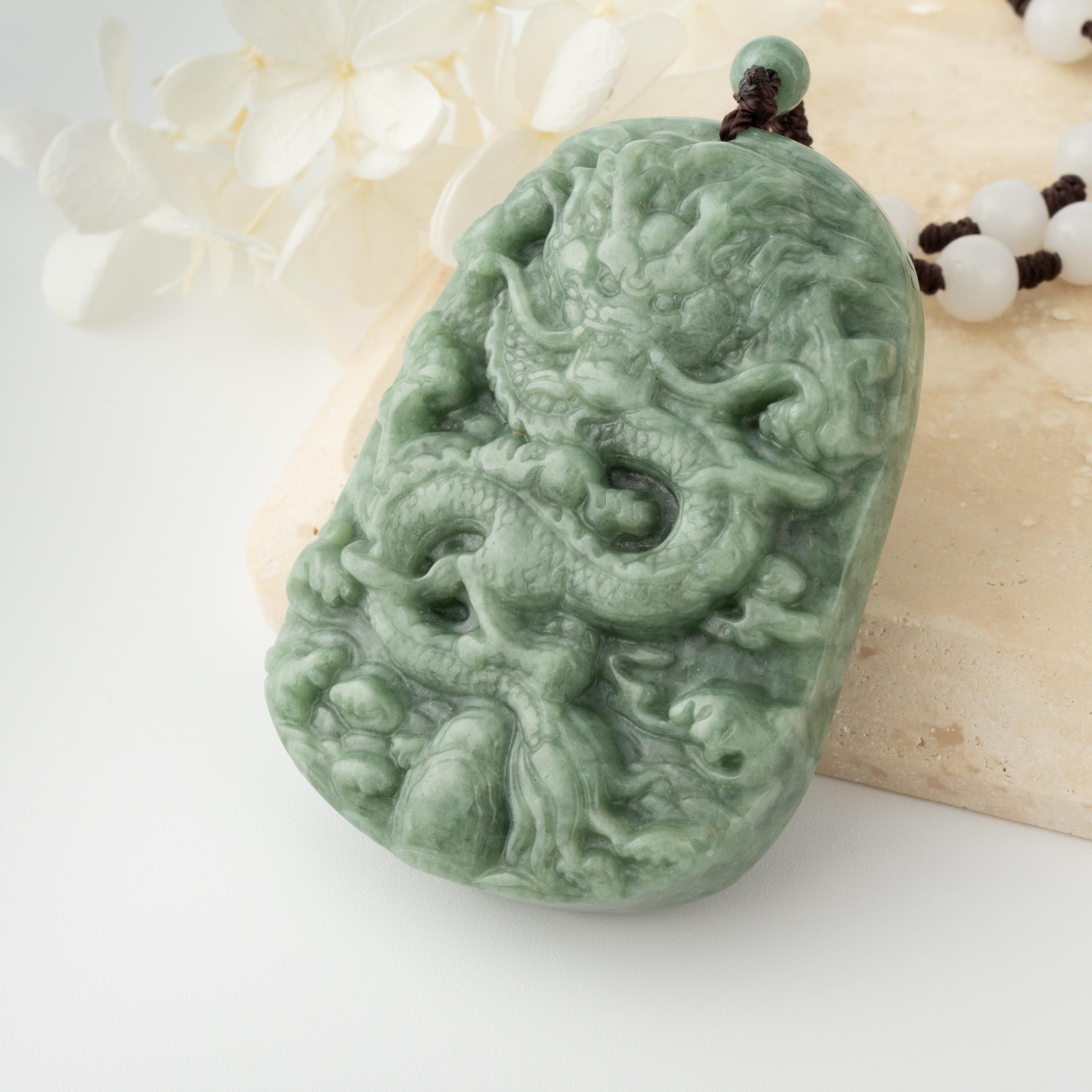 彫刻された翡翠の龍 - Etsy 日本