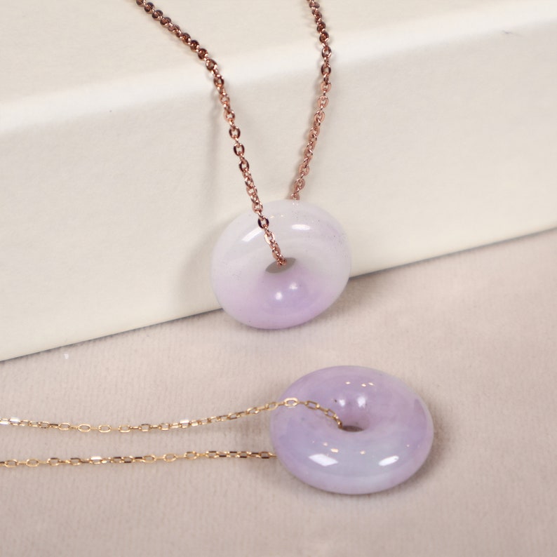 Donut Jadeite Necklace, Purple Donut Jade Pendant, Lavender Color Jadeite, Jade Jewelry for Family, Gift for Her, Exquisite Jade Necklace zdjęcie 5