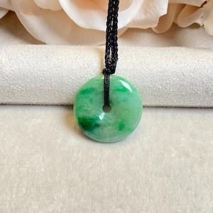 Natural Grade A Burmese Jadeite Jade, Lucky Green Jade Green Pendant, Gemstone Pendant, Jade Jewelry Gifts, Round Jadeite, Birthday Gift