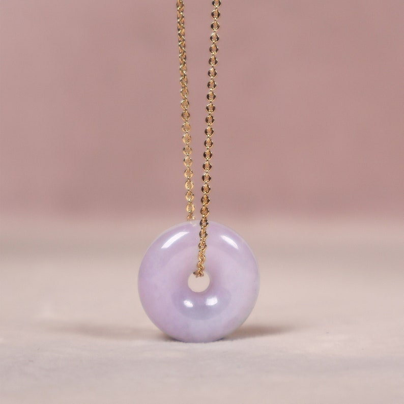 Donut Jadeite Necklace, Purple Donut Jade Pendant, Lavender Color Jadeite, Jade Jewelry for Family, Gift for Her, Exquisite Jade Necklace zdjęcie 1