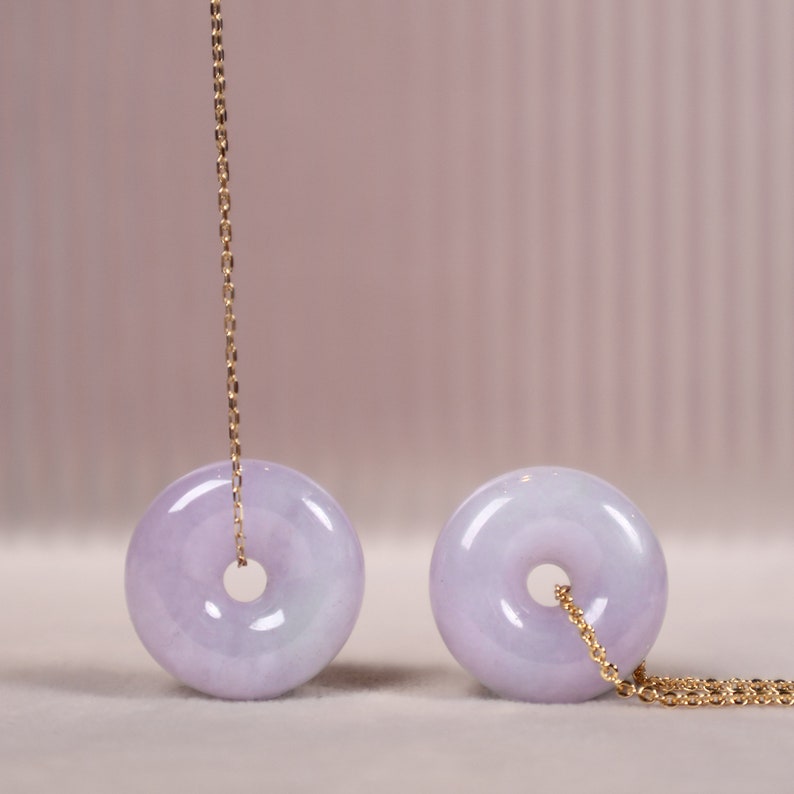 Donut Jadeite Necklace, Purple Donut Jade Pendant, Lavender Color Jadeite, Jade Jewelry for Family, Gift for Her, Exquisite Jade Necklace zdjęcie 2