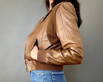 1970s brown leather bomber jacket // Size XXS - XS