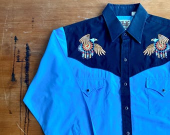 1970s Ely Cattleman embroidered western shirt // Size M