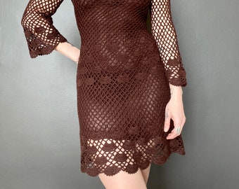 1970s style brown crochet dress // Size M