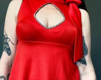 1970s red dress with rhinestone embellishment // Size XS-S