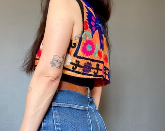 1970s embroidered artisan vest // Size XS-S