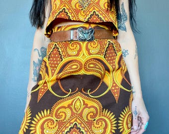 1970s psychedelic skirt & top set // Size XS-S