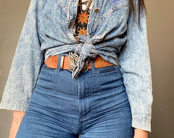 1980s Acid washed denim shirt jacket with appliqué  // Size S