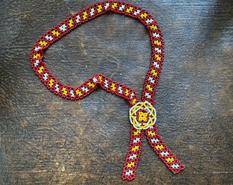 1970s beaded Native American necklace