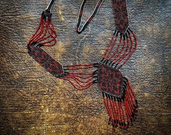 1970s Native American beadwork necklace