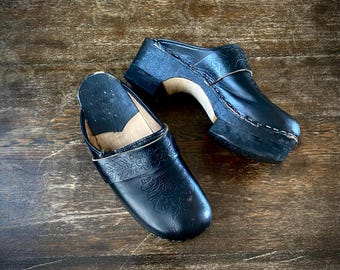 1970s tooled clogs  // size 36 EU - 5.5 US