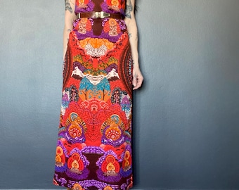 1970s Graphic psychedelic print maxi dress // Size S
