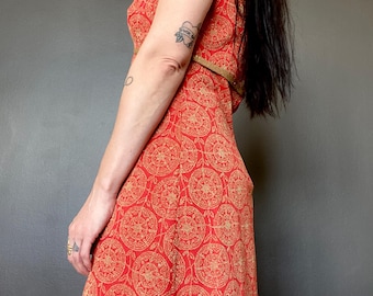 1970s Red with gold metallic geometric print maxi dress // Size M