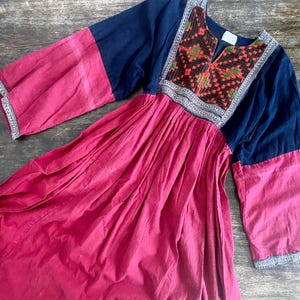 1970s Black & red embroidered Afghan dress // Size M-L