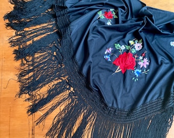 1970s embroidered floral piano shawl