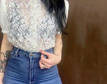 1970s white lace top // Size S