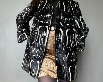 1970s Velvet animal print coat // Size S