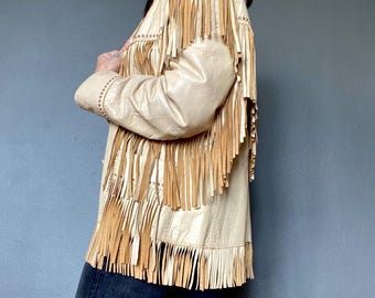 ON HOLD!! Don’t buy! 1970s White-Beige leather fringed western jacket // Size S-M