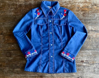 1970s Ms.Pioneer embroidered blue denim shirt // Size XXS - XS