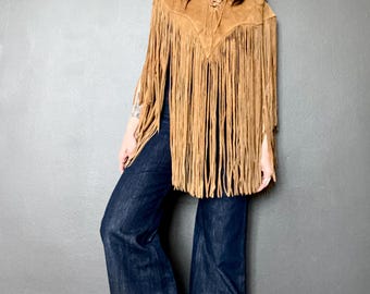 RARE 1970s fringed suede cape // Size S-M