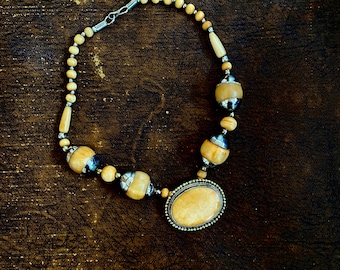 1970s Bone & metal necklace