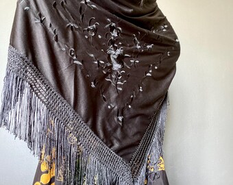 1970s embroidered floral piano shawl