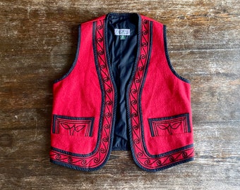 1980s Embroidered Guatemalan waistcoat / Size M-L