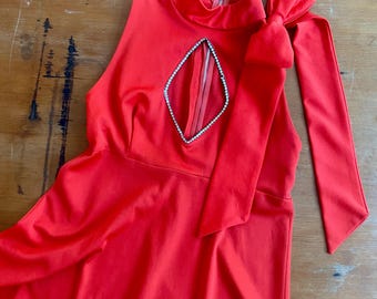 1970s red dress with rhinestone embellishment // Size XS-S