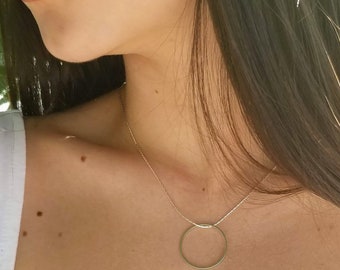 Sterling Silver Layering Necklace, Silver Circle Pendant, Simple Jewelry Minimalist Necklace, Silver Karma Jewelry, Simple Eternity Choker