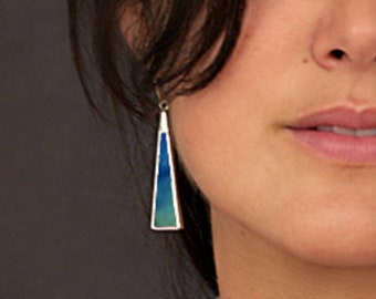 Long triangle earrings in blue stained glass klein ASSIA