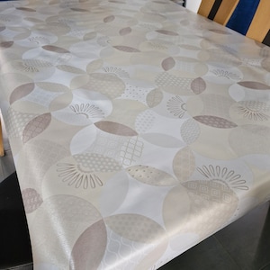 Wachstuchtischdecke 1,40 Meter breit beige.