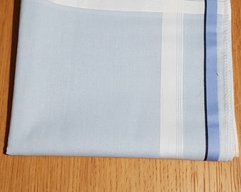 Set of 6 men's handkerchiefs.