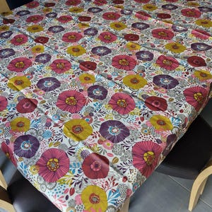 Rectangular coated cotton canvas in hemmed coated cotton 3m x 1.50m &quot;Flowers&quot;.
